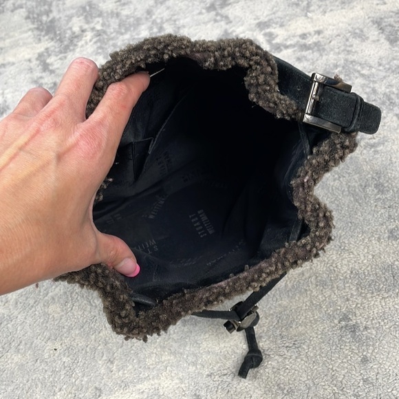 Stuart Weitzman Black Suede Drawstring Hobo Shoulder Bag Shearling Trim - Picture 7 of 10